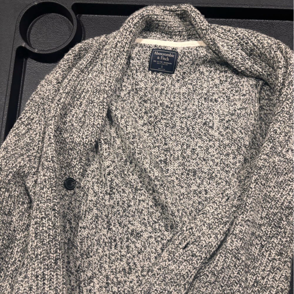 Abercrombie & Fitch Black and White Men's Cardigan